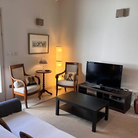 Charmant Petit Appartement Avec Sa Terrasse Privee 바욘 외부 사진